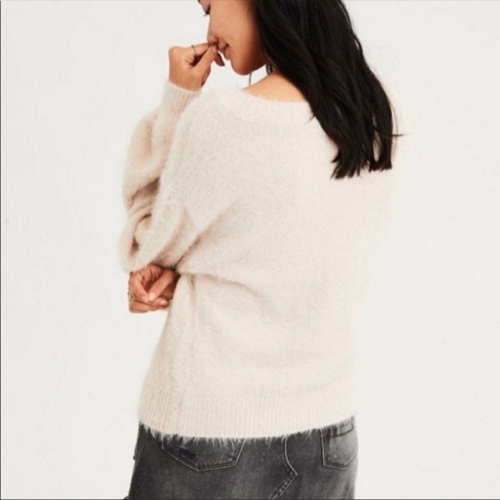 American Eagle “Weekend” super soft sweater size XS - Picture 2 of 10